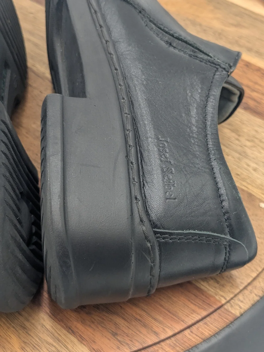 Josef Seibel Black Leather Front Zip Comfort Shoes Size 40